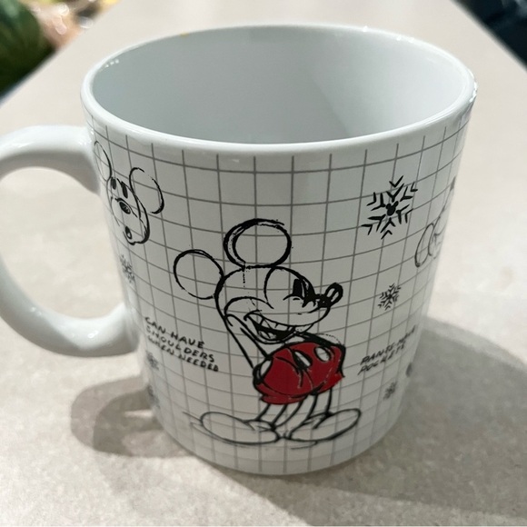Disney Mickey Mouse Christmas Sketch Book Ceramic Coffee Cup / Mug - Picture 2 of 6